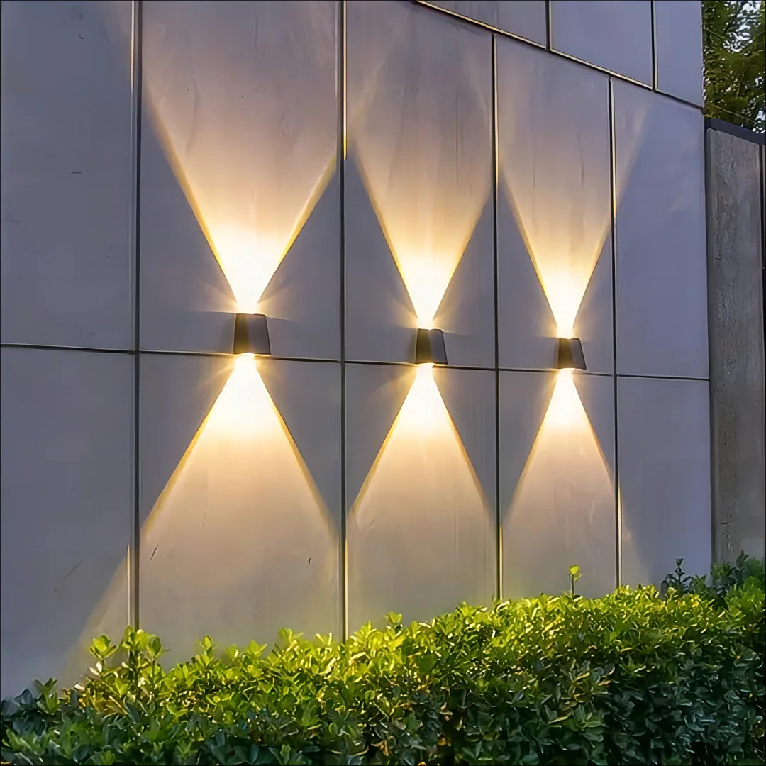 Wizgad Outdoor Wall Light ™