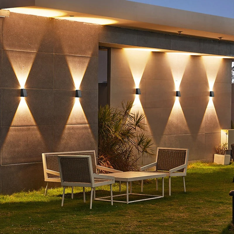 Wizgad Outdoor Wall Light ™